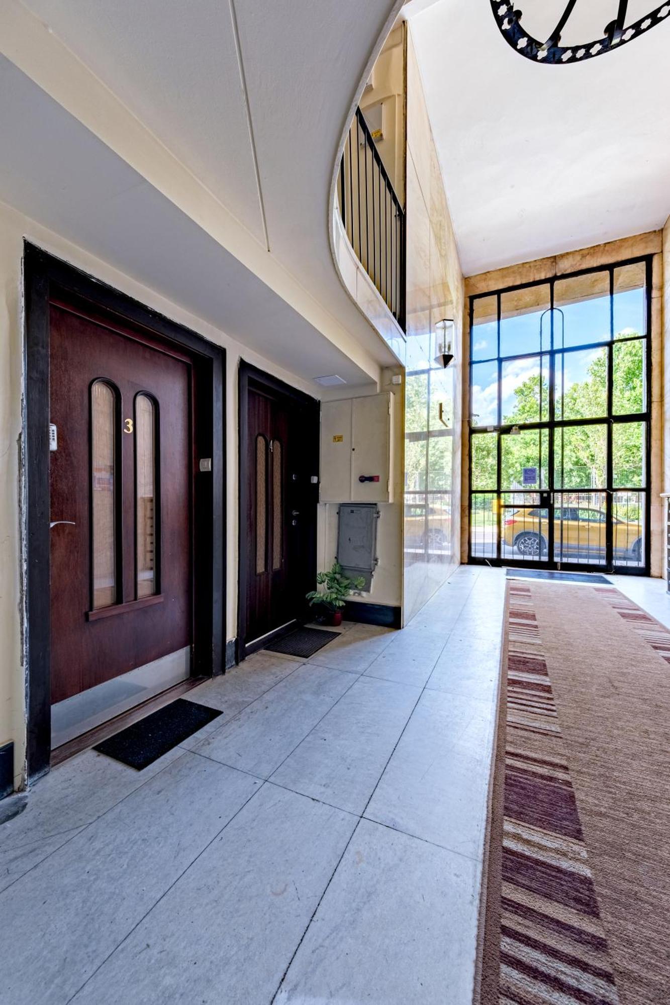 Cosy Parliament Apartment Budapeste Exterior foto